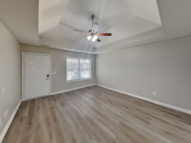 9009 Macbeth Dr, Smyrna, TN 37167