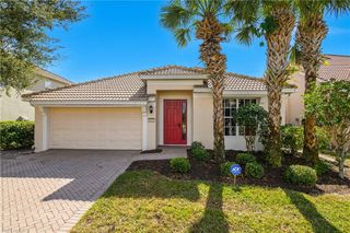 2022 Fairmont LN, Naples, FL 34120