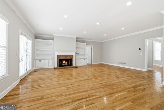 5576 Riverwalk Court, Gainesville, GA 30506