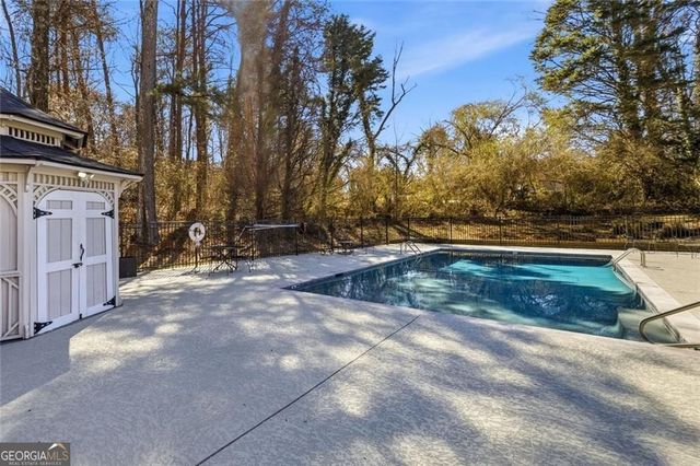 5576 Riverwalk Court, Gainesville, GA 30506