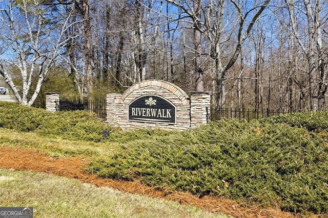 5576 Riverwalk Court, Gainesville, GA 30506