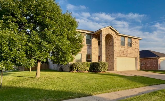 3214 Friesian Court, Denton, TX 76210