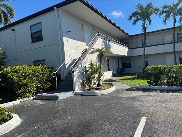 607 NE 29th Drive 22, Wilton Manors, FL 33334