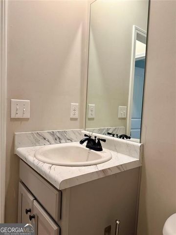 10154 Cormac Street, Jonesboro, GA 30238