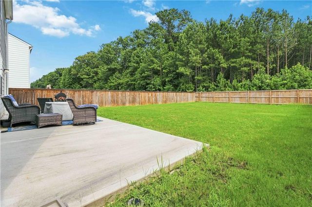 8293 Bluewater Drive, Fairburn, GA 30213