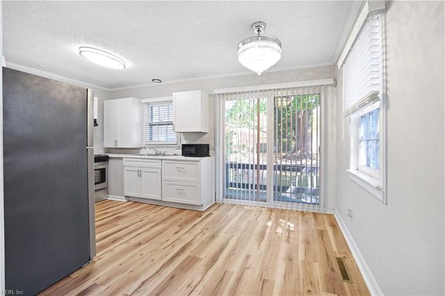 461 Dare AVE, Hampton, VA 23661