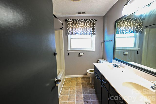 1113 Pecan Street, Conover, NC 28613