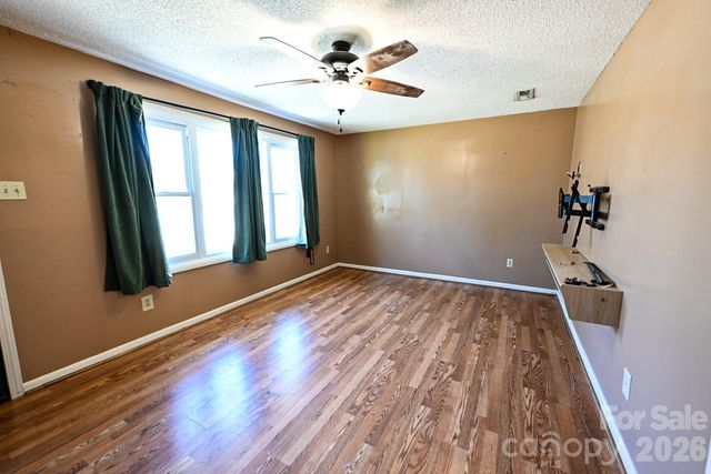 1113 Pecan Street, Conover, NC 28613