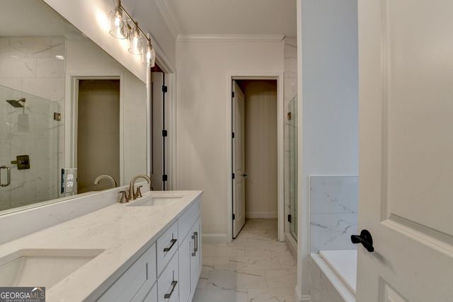 1329 Davis Street, Sugar Hill, GA 30518