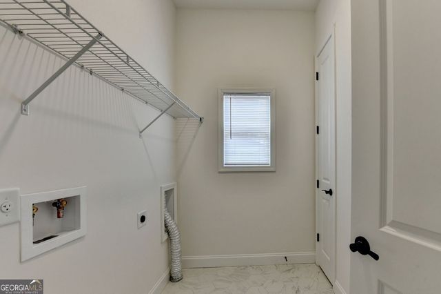 1329 Davis Street, Sugar Hill, GA 30518