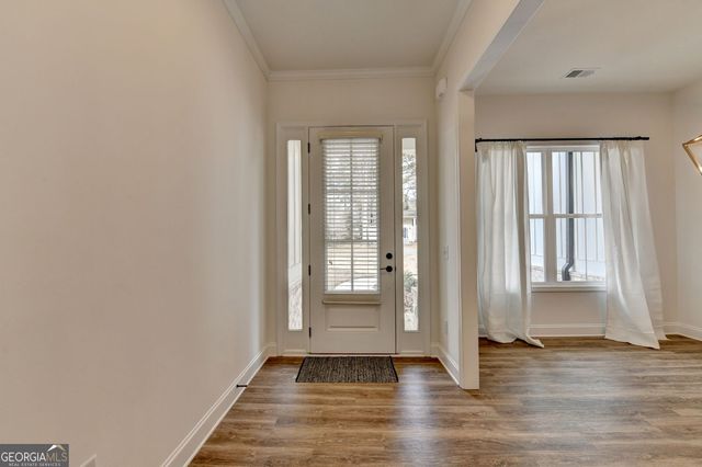 1329 Davis Street, Sugar Hill, GA 30518