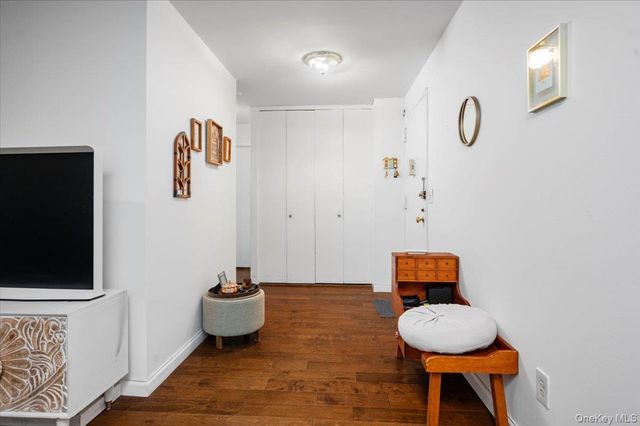 499 N Broadway 8F, White Plains, NY 10603