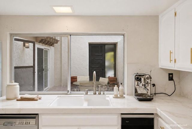 25 Rinconada Circle, Belmont, CA 94002