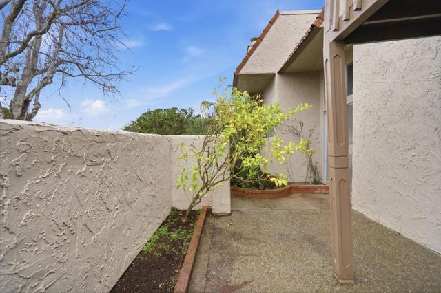 25 Rinconada Circle, Belmont, CA 94002