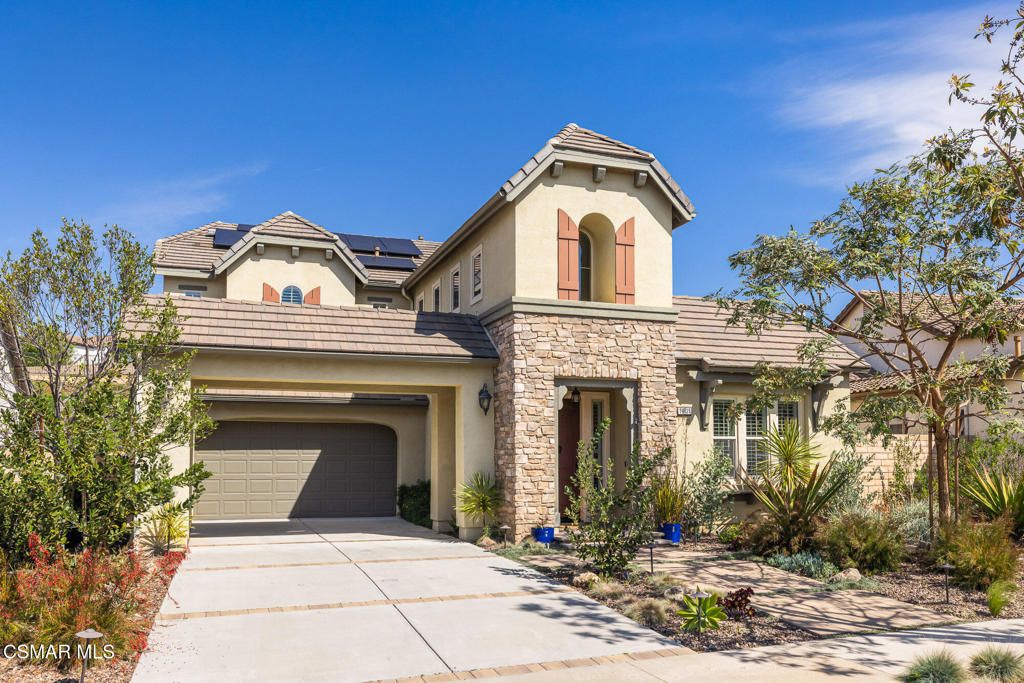 Image 1 of property listing at 14819 Blue Ridge Court, Moorpark, CA 93021