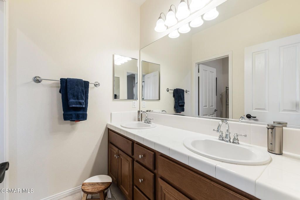 Image 24 of property listing at 14819 Blue Ridge Court, Moorpark, CA 93021