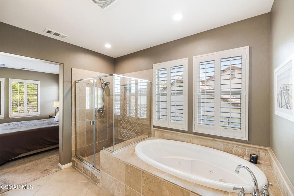 Image 28 of property listing at 14819 Blue Ridge Court, Moorpark, CA 93021