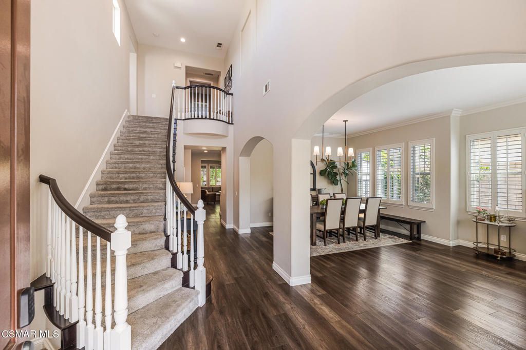 Image 4 of property listing at 14819 Blue Ridge Court, Moorpark, CA 93021