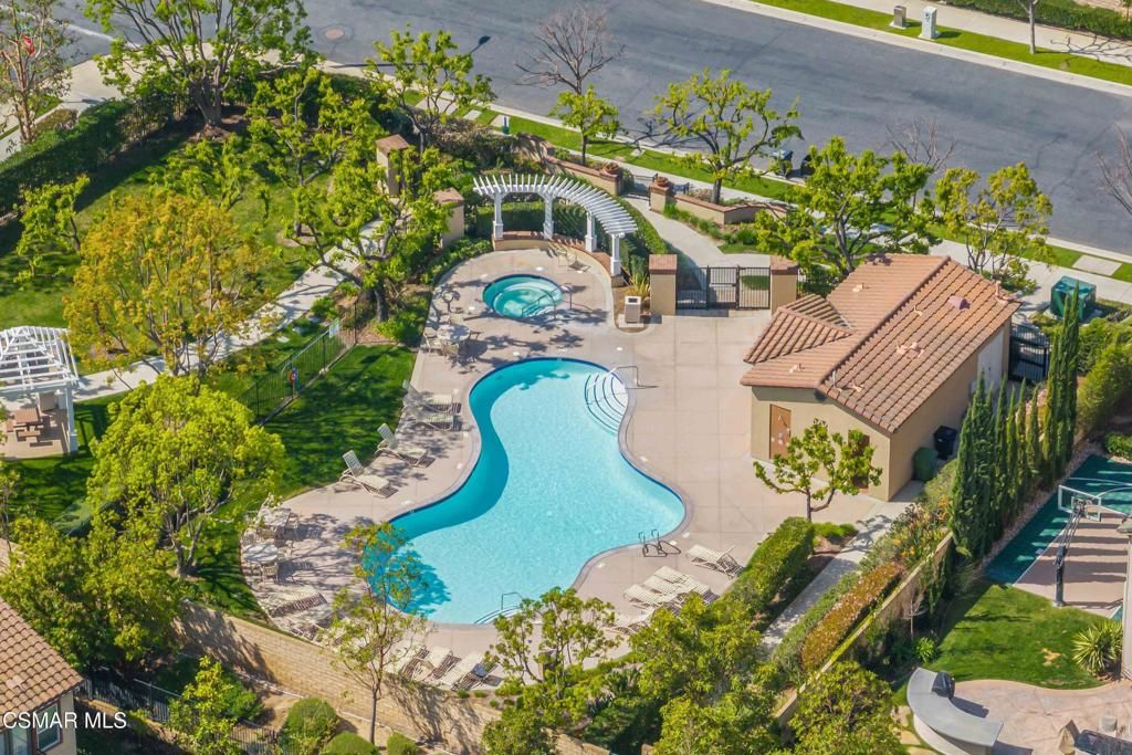 Image 49 of property listing at 14819 Blue Ridge Court, Moorpark, CA 93021