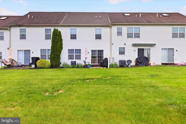 220 BUCKLEY DR, Harrisburg, PA 17112