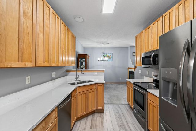 11160 204th Street W, Lakeville, MN 55044
