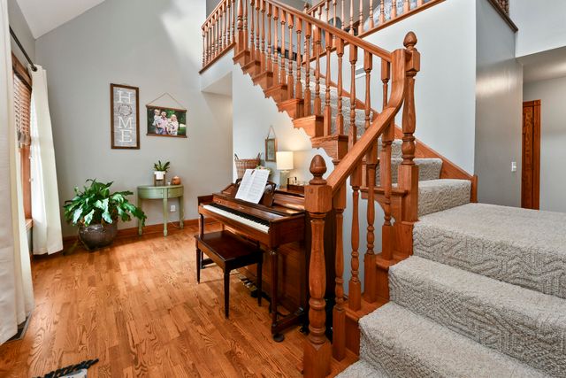 680 E Trakel Place, Springfield, MO 65810