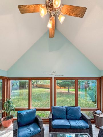 680 E Trakel Place, Springfield, MO 65810