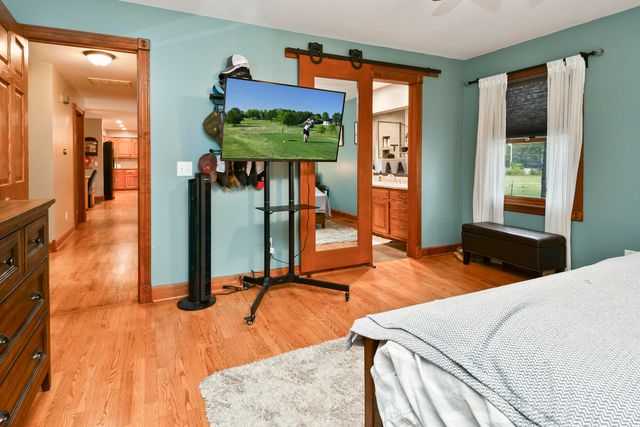 680 E Trakel Place, Springfield, MO 65810