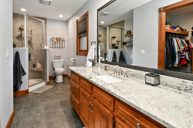 680 E Trakel Place, Springfield, MO 65810