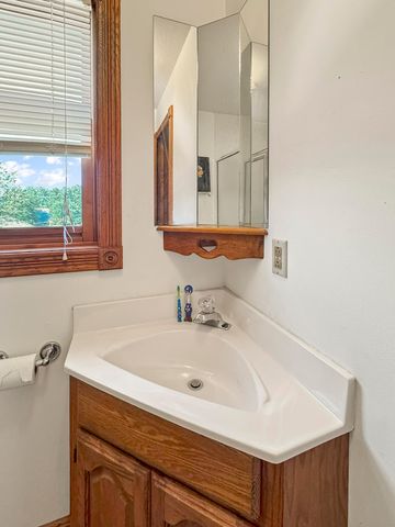 680 E Trakel Place, Springfield, MO 65810