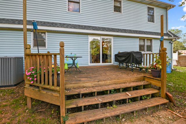 680 E Trakel Place, Springfield, MO 65810