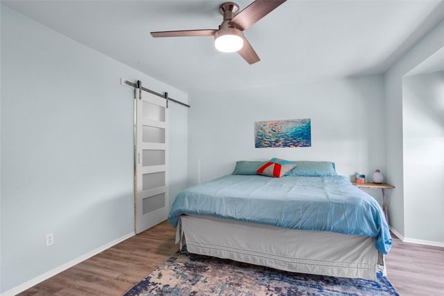 18214 Heritage Lane 8214, Nassau Bay, TX 77058