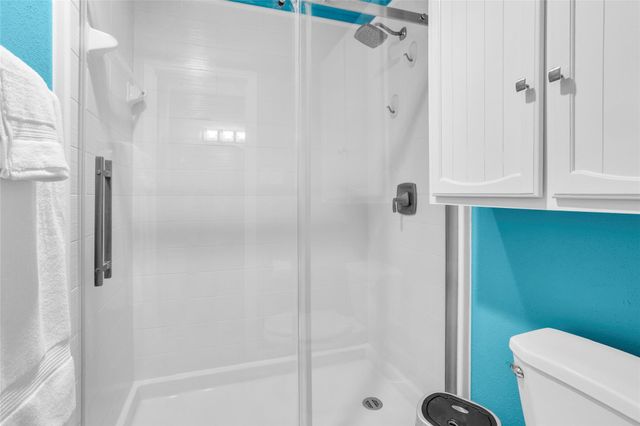 18214 Heritage Lane 8214, Nassau Bay, TX 77058