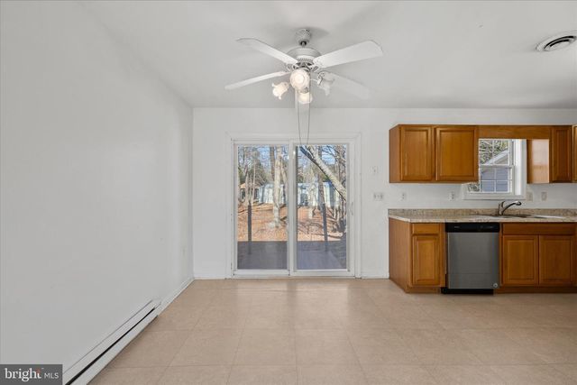 143 HOLLYWOOD DR, Ocean View, DE 19970