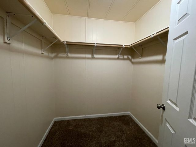 97 Cinnamon Lane, Bakersfield, CA 93308
