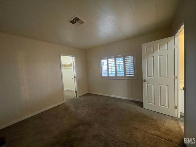 97 Cinnamon Lane, Bakersfield, CA 93308