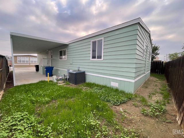 97 Cinnamon Lane, Bakersfield, CA 93308
