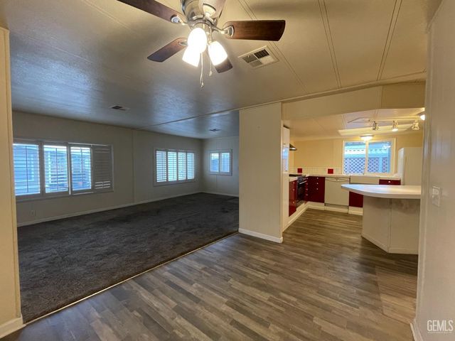 97 Cinnamon Lane, Bakersfield, CA 93308
