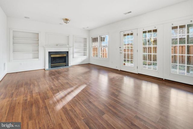 8026 KIDWELL HILL CT, Vienna, VA 22182