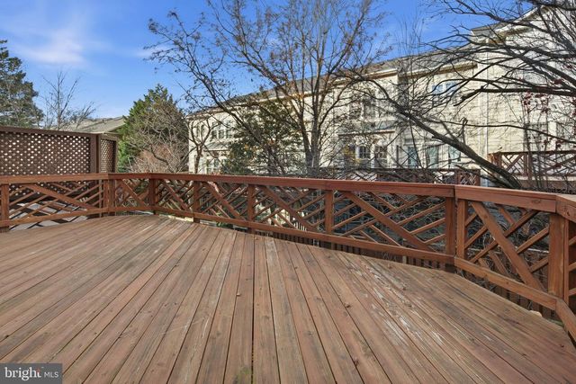 8026 KIDWELL HILL CT, Vienna, VA 22182