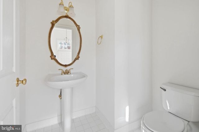 8026 KIDWELL HILL CT, Vienna, VA 22182