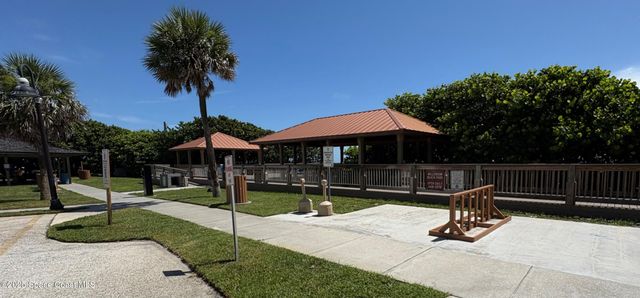 2186 Highway A1a B5, Indian Harbour Beach, FL 32937
