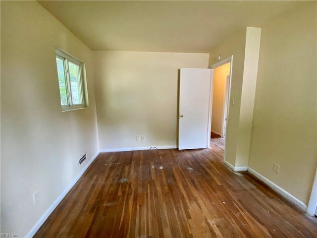 328 Barcelona LN, Virginia Beach, VA 23452