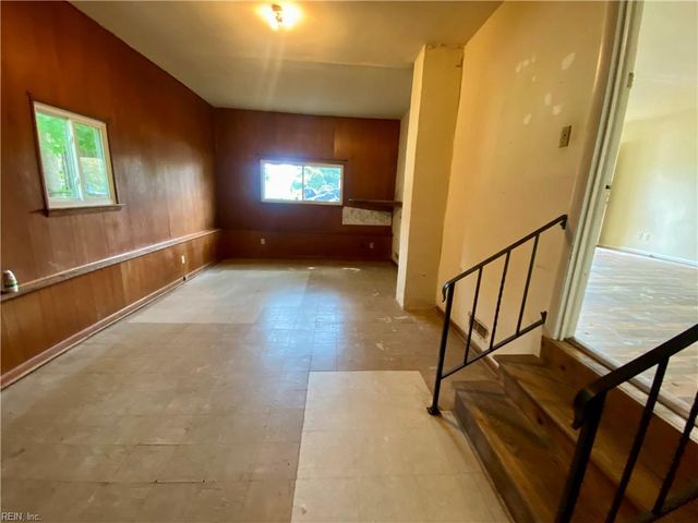 328 Barcelona LN, Virginia Beach, VA 23452
