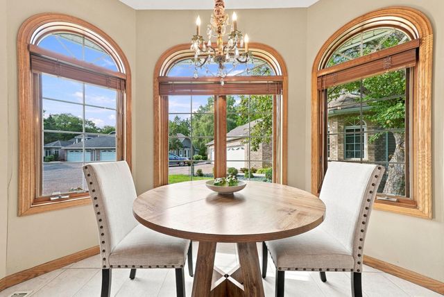4166 Thornhill Lane, Vadnais Heights, MN 55127