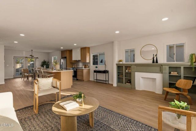 2238 S Cochran Avenue, Los Angeles, CA 90016