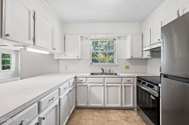 14320 Mallett Road, Biloxi, MS 39532
