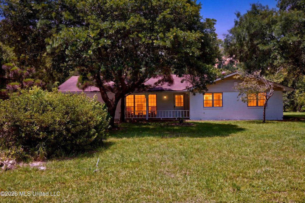14320 Mallett Road, Biloxi, MS 39532