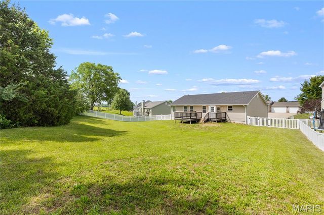 233 Whitetail Crossing Drive, Troy, MO 63379
