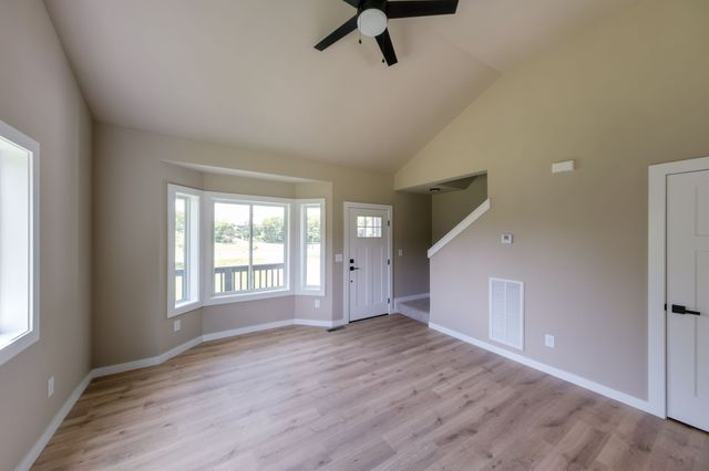 9408 Elk Ridge Rd, Mount Pleasant, TN 38474